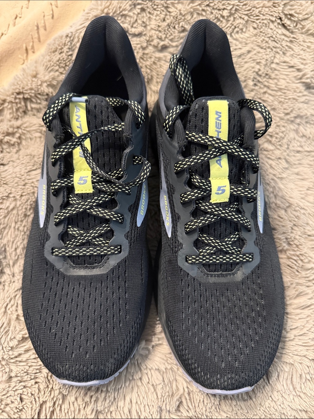 Women’s Brooks Anthem 5